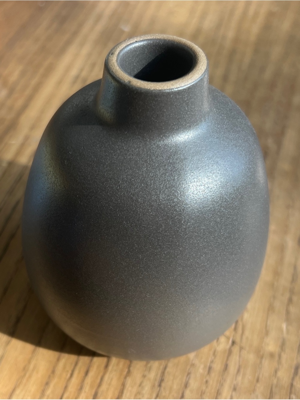 Heath Ceramics Pottery Bud Vase Zinc Glaze Matte Gray Black 4” - Picture 5 of 7